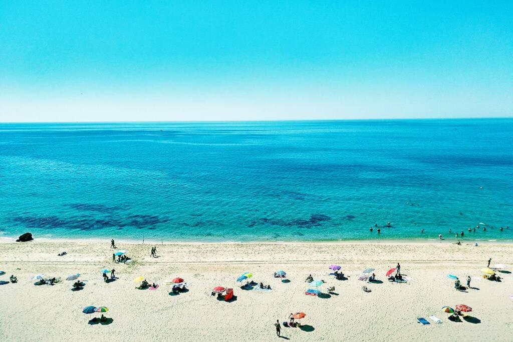 Estudio Vista Mar Com A/C E Acesso Privado A Praia Apartment เซซิมบรา ภายนอก รูปภาพ