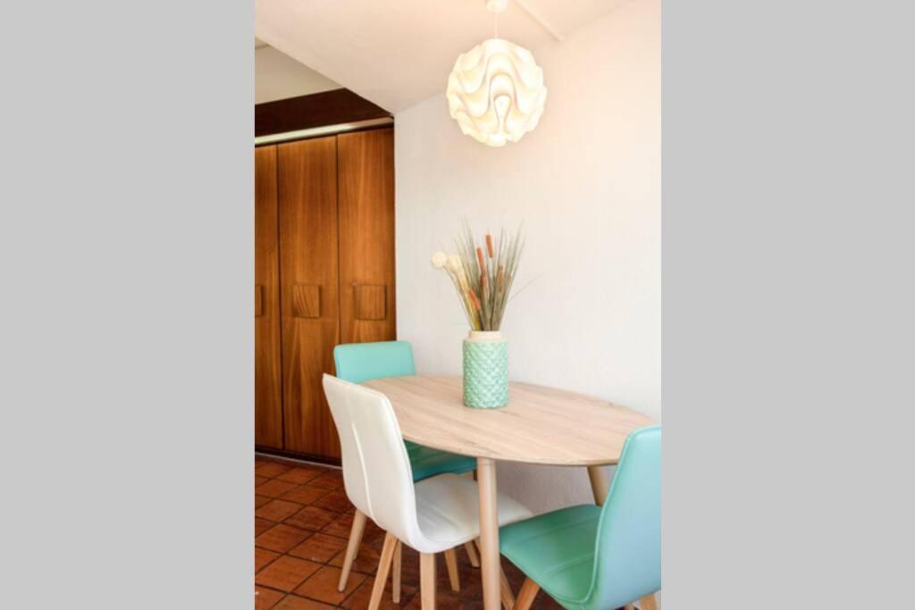 Estudio Vista Mar Com A/C E Acesso Privado A Praia Apartment เซซิมบรา ภายนอก รูปภาพ
