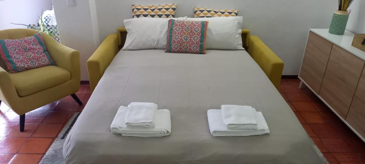 Estudio Vista Mar Com A/C E Acesso Privado A Praia Apartment เซซิมบรา ภายนอก รูปภาพ